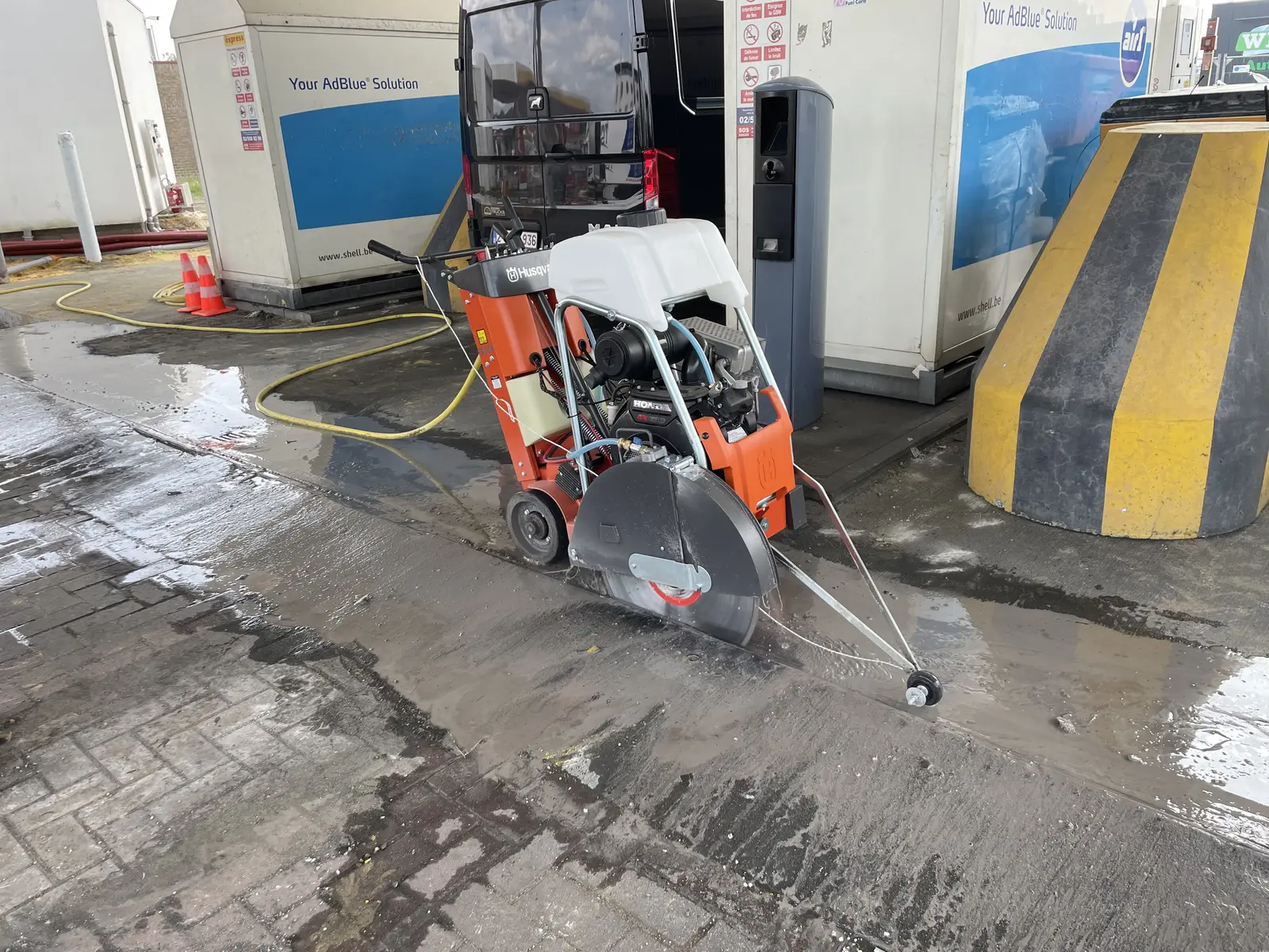 AST BV project — tankpiste inslijpen